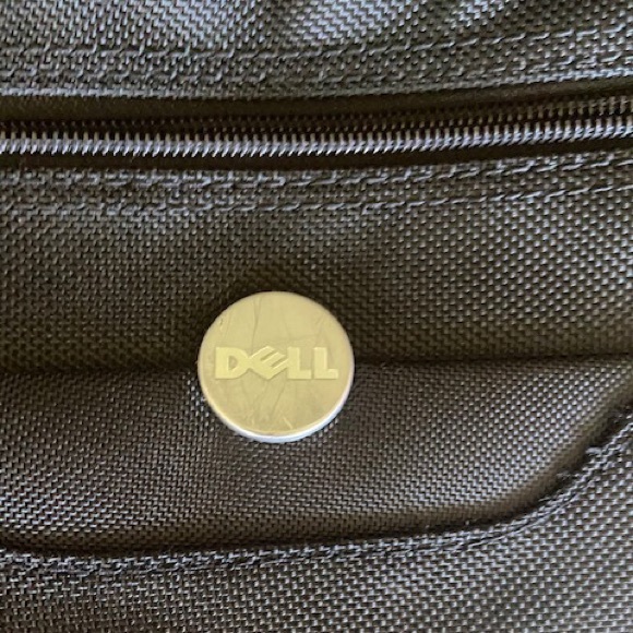 Dell Laptop Bag 17 x 13 x 3 - Picture 2 of 7